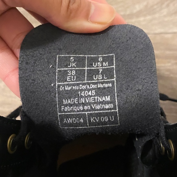 Dr Martens Women's Smooth Leather Lace Up Boots - Picture 7 of 7